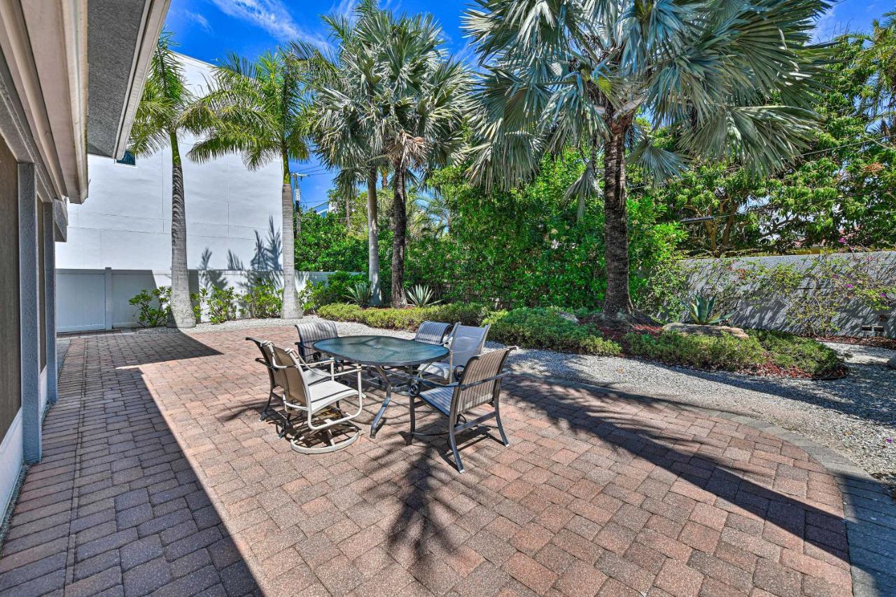 Lido Key Hideout With Patio And Yard And Walk To Beach! Sarasota Dış mekan fotoğraf